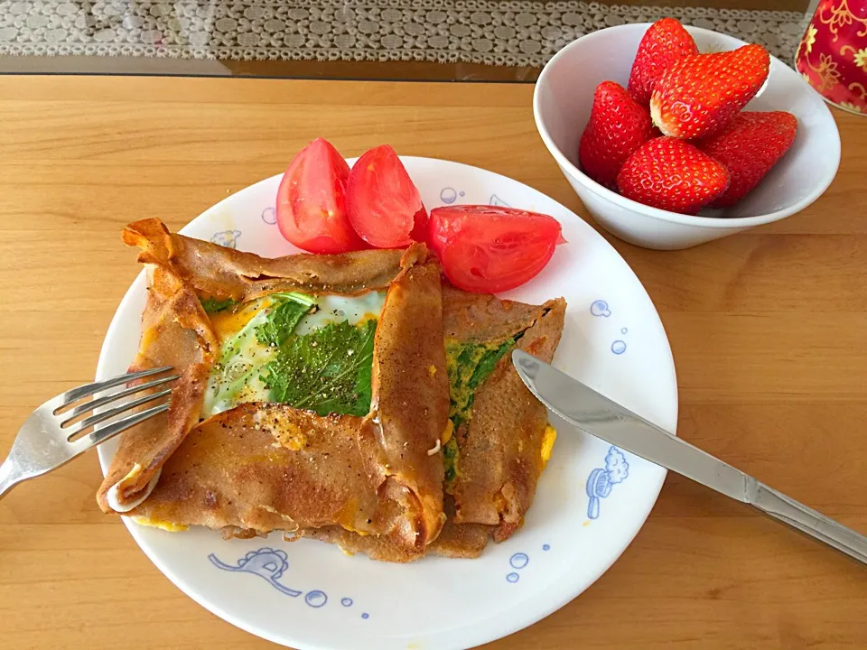 Snapdishの料理写真:今朝はガレット🍽|めいB747さん