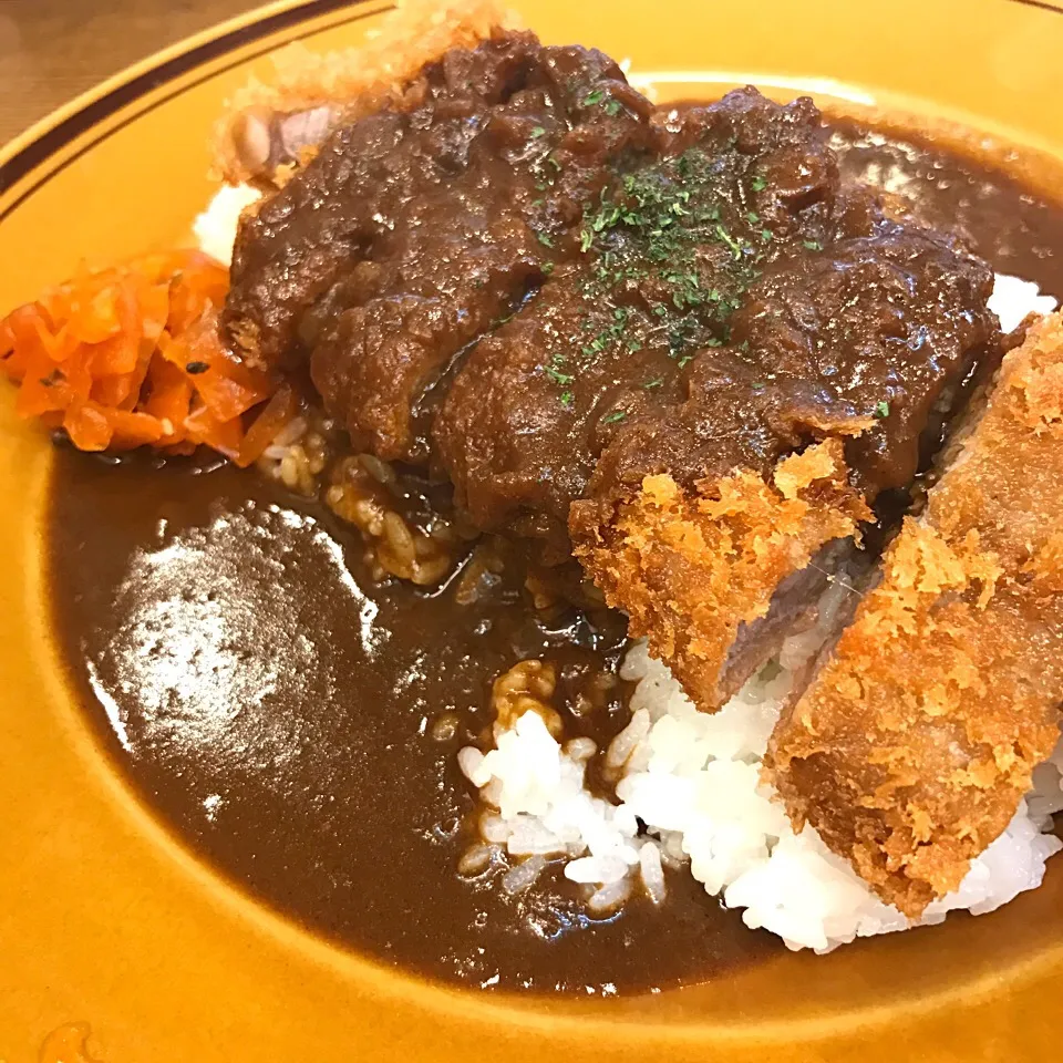 サーロイン牛カツカレー@銀座ライオン|Koichi GOGOさん