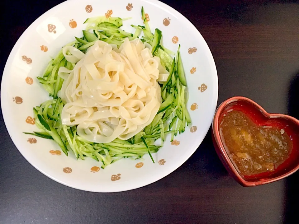 ぶっかけきしめん おろしうめカツオつゆ|ゆめたそさん