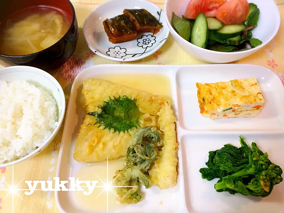 鯵の天ぷらと春野菜の定食🌸|ゆっきー♪さん