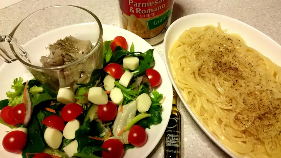 IKEAのニシンの酢漬けとサラダ、パスタ！|あまねさん