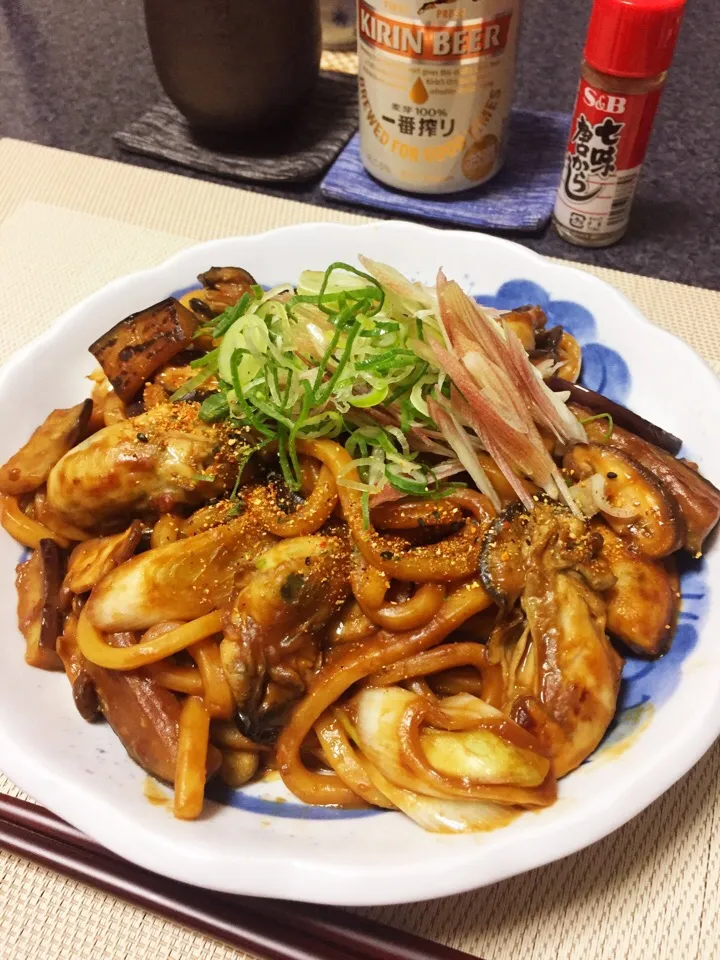 カキの赤味噌焼きうどん|ほっけまんさん