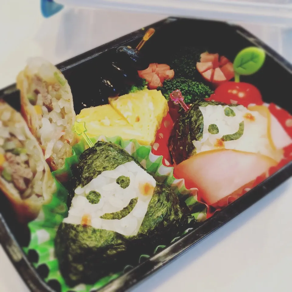 お雛様お弁当🍙|やっこさん