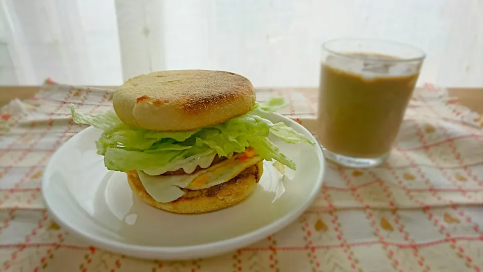 厚切りソーセージとeggのマフィン (〃ω〃)|ぎるママさん