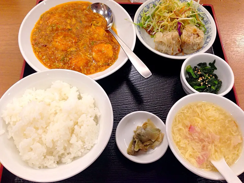 スペシャル定食（大エビチリソース）|まきさん