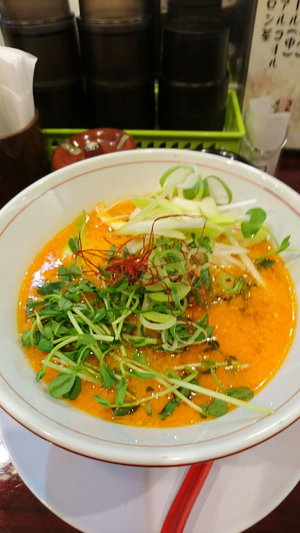 担々麺
至極の麺 華
大阪市北区梅田1-2-2 大阪駅前第2ビル Ｂ2Ｆ
https://tabelog.com/osaka/A2701/A270101/27094635/|tomoyuki.nakaharaさん