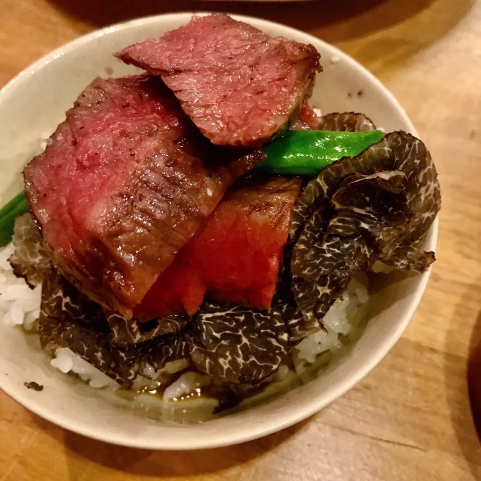 Snapdishの料理写真:TBTKG truffe 常陸beefハラミ 卵かけご飯 #TKG|ちこさん