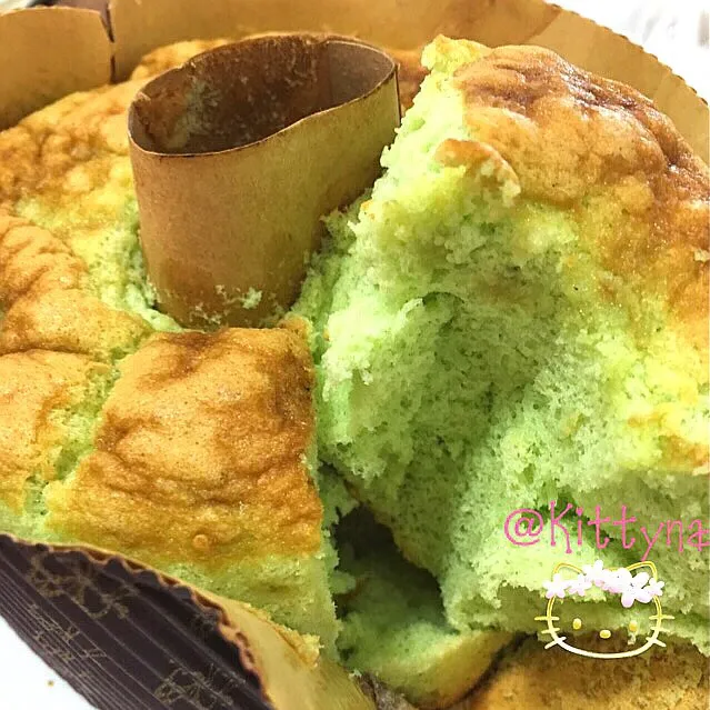 Snapdishの料理写真:Mini Pandan Cake 💚|🎀Kittyna🌸さん