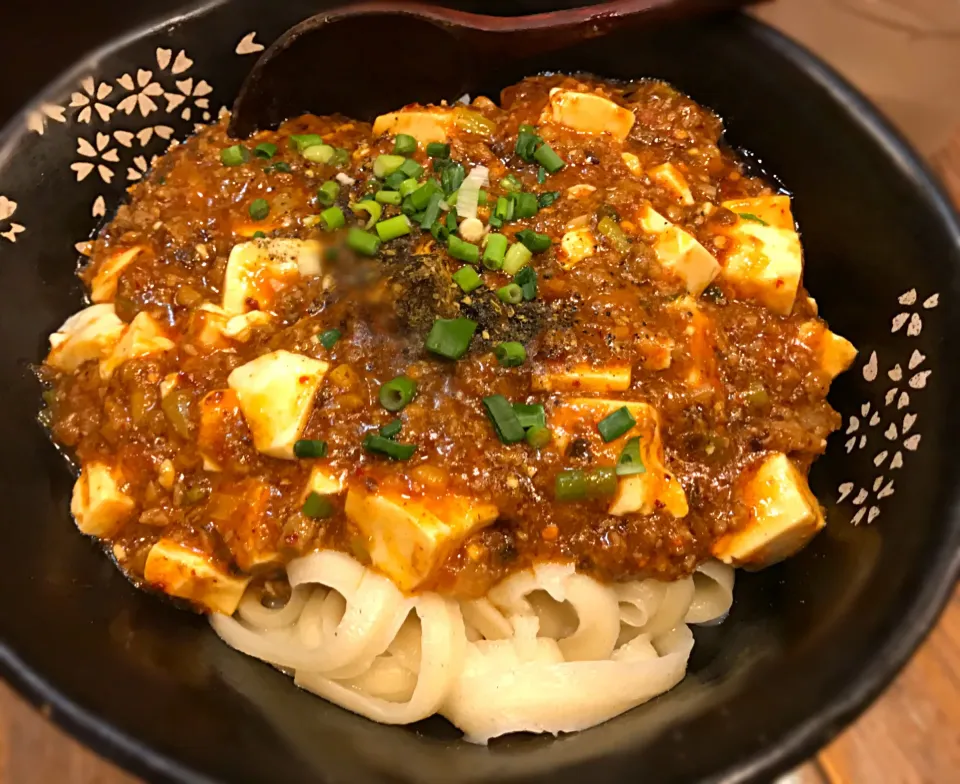 四川麻婆豆腐刀削麺|toshi,I🍴さん