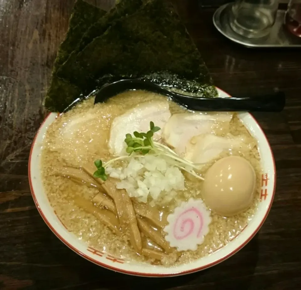 ゴルフ⛳~~のラーメン🍜 ２軒目|りくれんさん