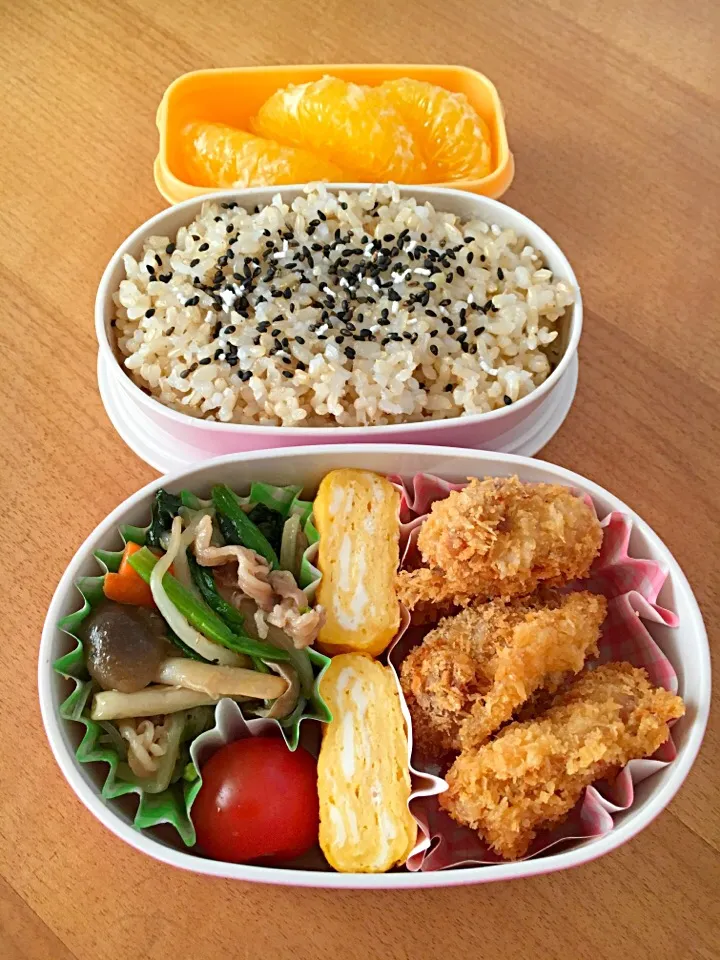 Snapdishの料理写真:今日のお弁当#玄米ごはん #チキンカツ#チャプチェ|ぴのさん