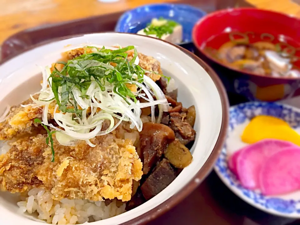 ジビエどんぶりまたぎ丼@水の上の市場|神力屋 火酒さん