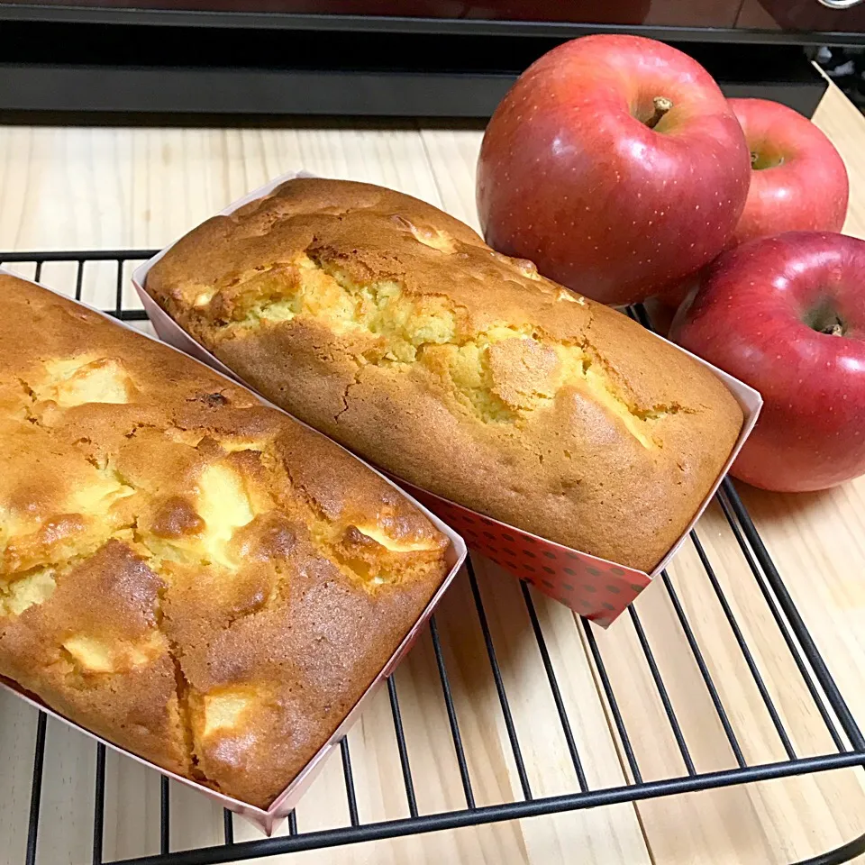 りんごのパウンドケーキ🍎
まだまだ林檎ある、、、笑|＊C＊さん