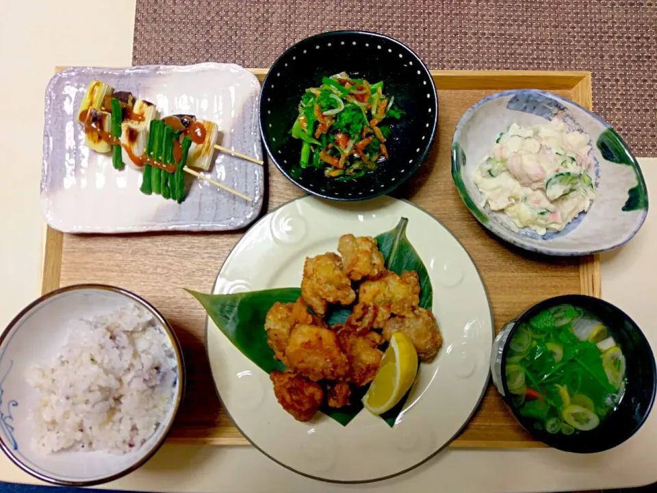 我が家の晩ごはん～😋🍴💕
唐揚げ定食|vege食堂さん