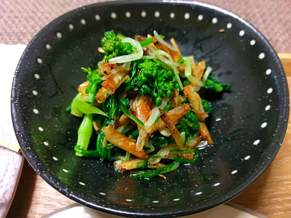 Snapdishの料理写真:桜えびと菜の花のお浸し|vege食堂さん