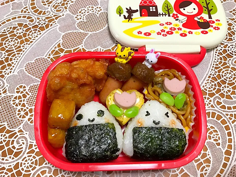 娘のおにぎり弁当😊|makoさん