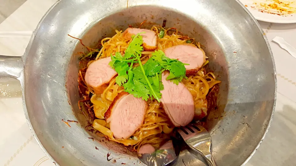 smoke duck fried noodles|rufvalさん