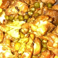 Chicken Adobo w/ Green Peas|Sally Plandoさん