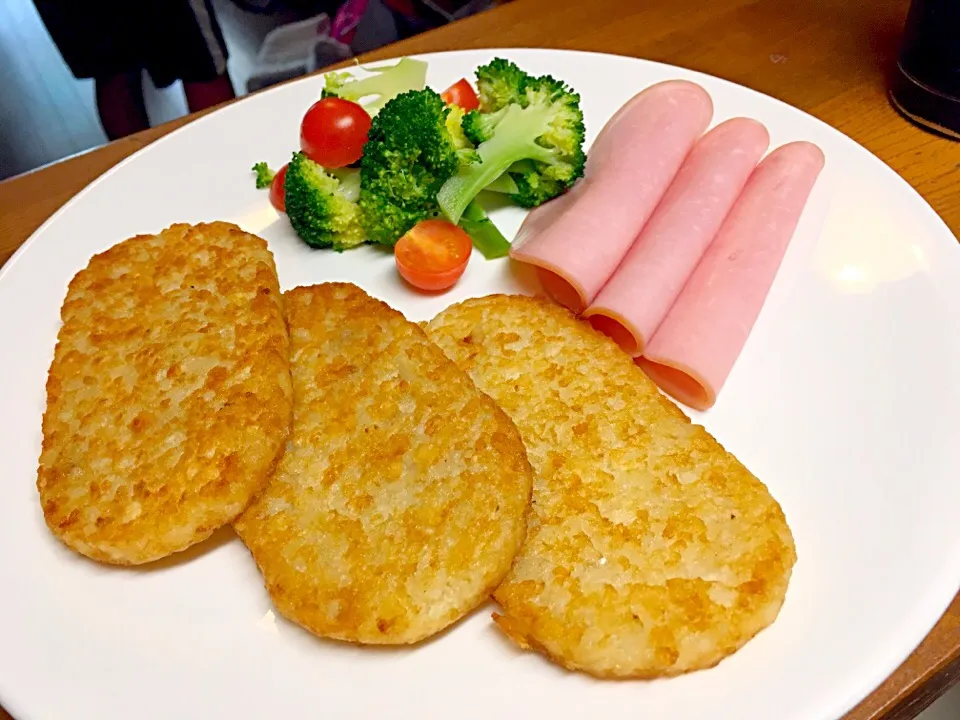 Hash Browns Plate

#hashbrown 
#breakfast|Kob Sathapornさん