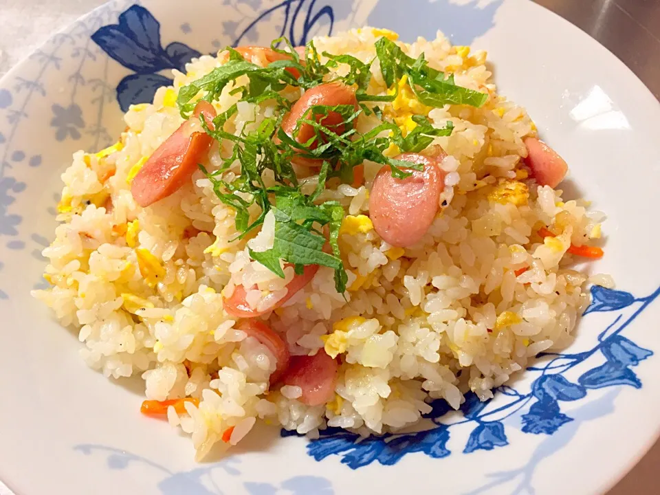 チャチャッとチャーハン(*^_^*)お昼ご飯|もなかさん