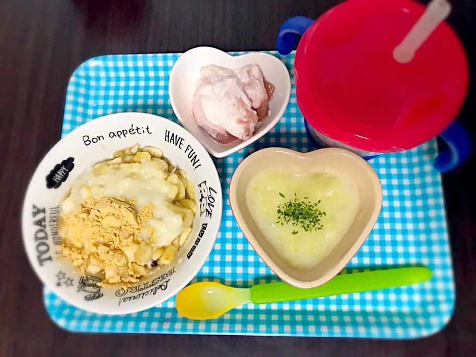 Snapdishの料理写真:2/27❁息子離乳食②
きなこバナナパン粥 大さじ5
さつまいもクリームスープ
(さつまいも、玉ねぎ 各小さじ2、BFホワイトソース大さじ1)
ベビーダノン 1個|つんさん