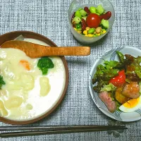 今日のお夕飯🍴シチュー、ローストビーフ入りデリ風サラダとお豆のサラダ|そらさん