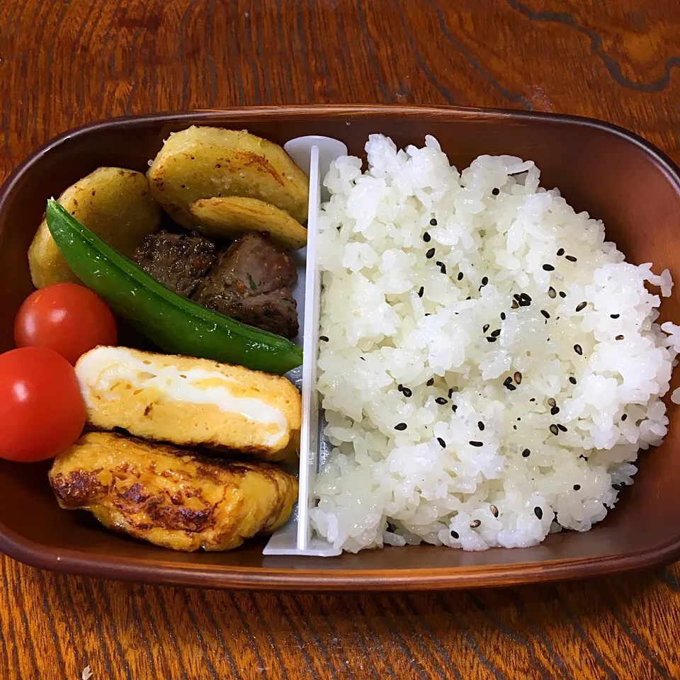 Snapdishの料理写真:2/28のお弁当|どくきのこさん