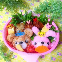 Snapdishの料理写真:クマくんとうさちゃんのひな祭り弁当♡