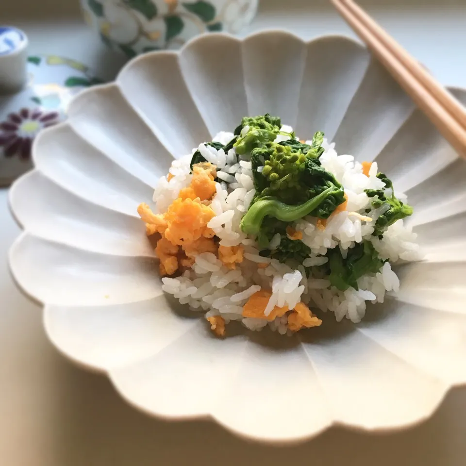 Snapdishの料理写真:アッチさんの料理 菜の花ごはん|kayoさん