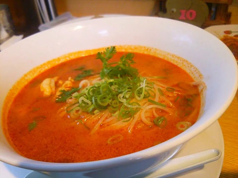 タイ料理
tomyum ramen #売布2丁目12番35号 #takarazu #タイ料理|チャッタイガーデンハウスさん