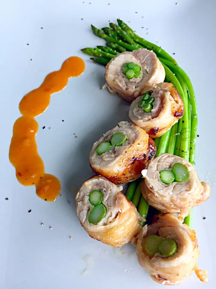 Asparagus Chicken Rolls|Tari's Kitchenさん