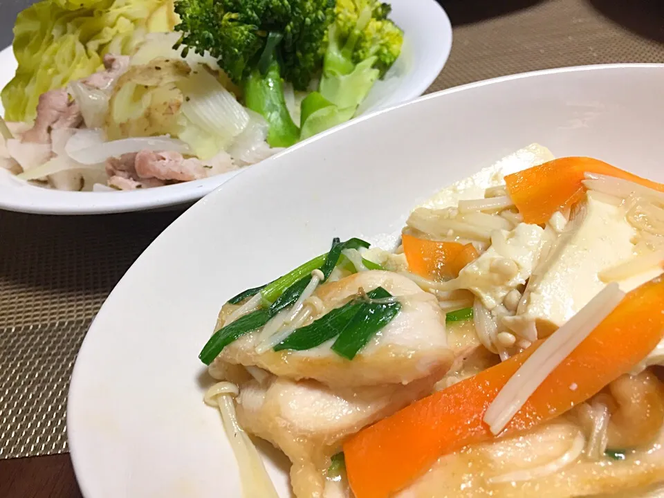 Snapdishの料理写真:鶏胸肉と豆腐の中華炒め・ホットサラダ(ノンオイル)|Yuko Kisoさん