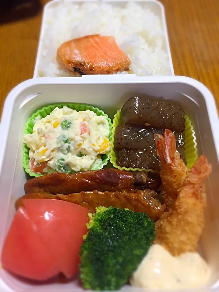 3月1日 手羽先･エビフライ弁当🍱ᐠ( ᐢ ᵕ ᐢ )ᐟ|かよっぺさん