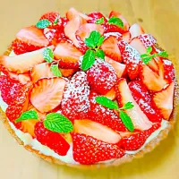 Snapdishの料理写真:苺🍓のタルト😍|ぎるママさん