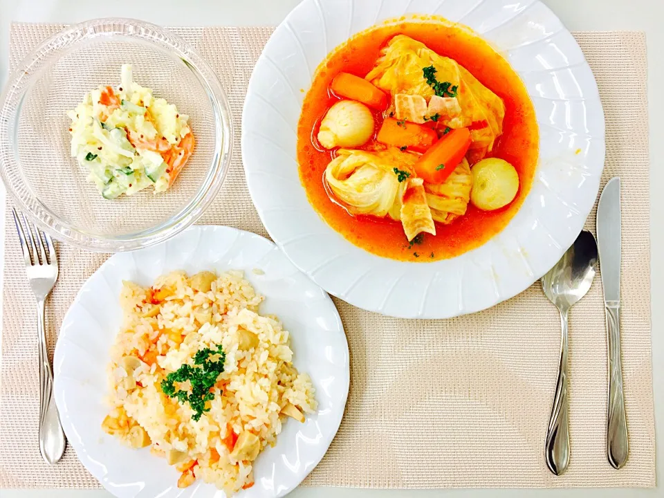 Snapdishの料理写真:春キャベツで作ったロールキャベツ、炊飯器で簡単ピラフ、シンプルほくほくポテトサラダ🌈|Kyon🇯🇵🇰🇷さん