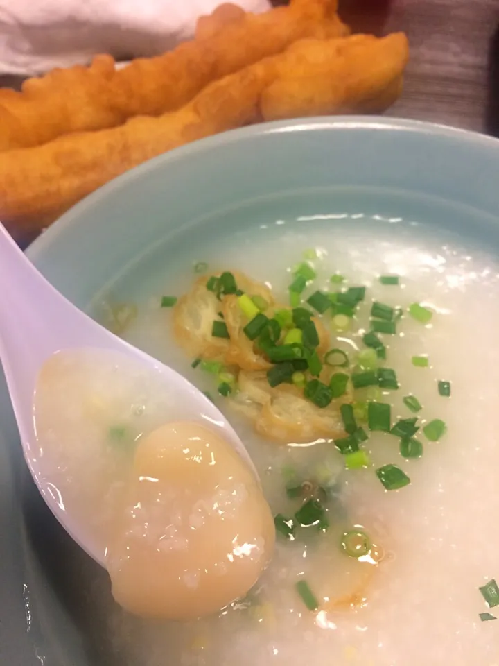 โจ๊กหอยเชลล์ Scallop Congee|SaSaさん