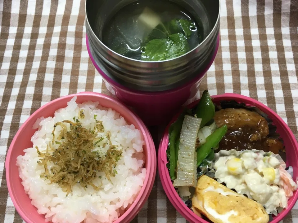 Snapdishの料理写真:3月2日 今日も手抜き弁当 w|sakuramochiさん