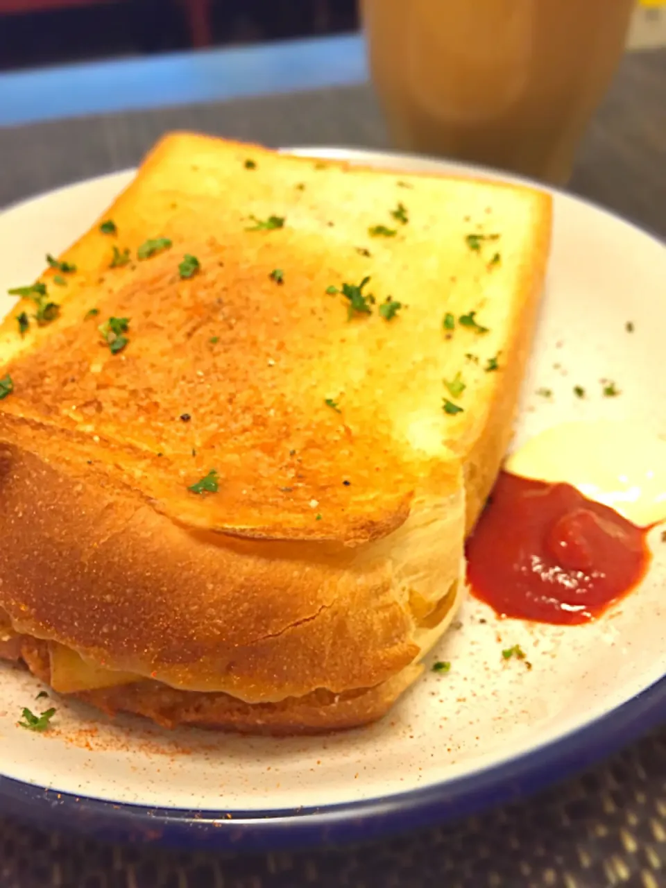 深津絵里さんCMのカレーサンド🍞|Takaki Sasakiさん