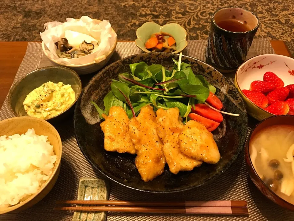 Snapdishの料理写真:胸肉のチキン南蛮
牡蠣の包み蒸し|あいさん