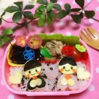 Snapdishの料理写真:ひな祭りのキャラ弁♡|あーみ♡さん