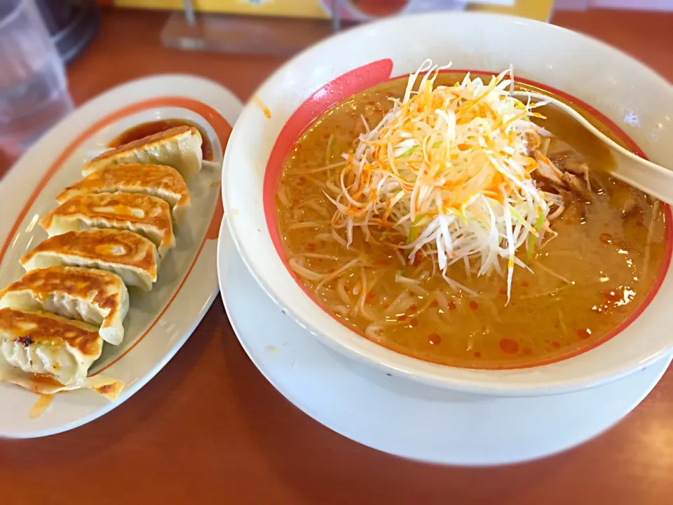 ネギ味噌ラーメンランチ🍜|wildcat山猫さん