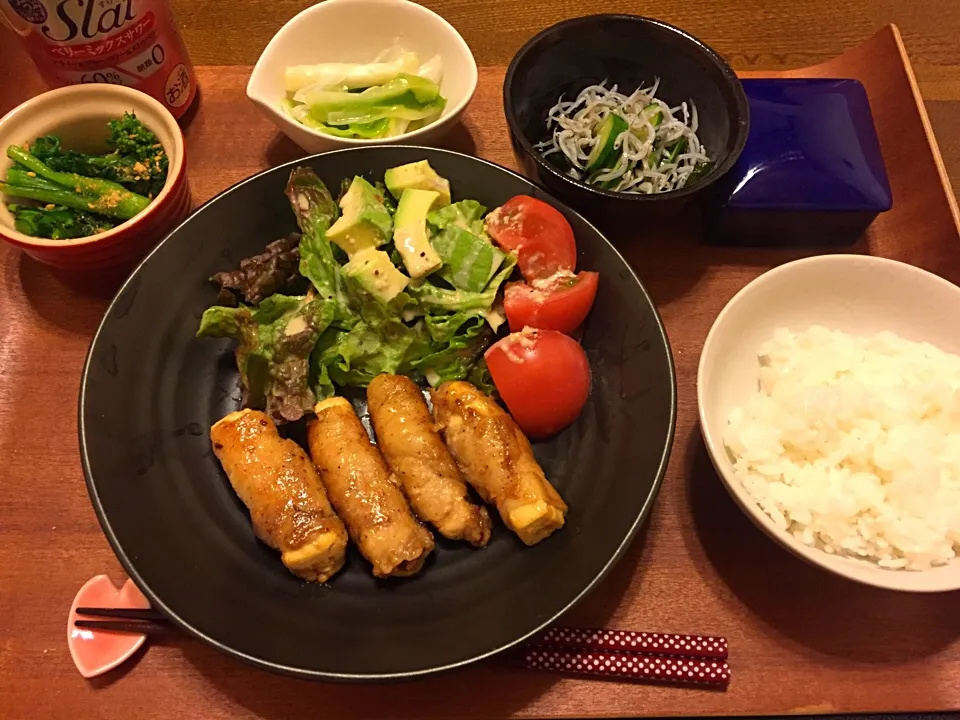 豆腐の肉巻き・新わかめの酢の物・うるいの浅漬け・菜の花のピーナッツ和え|さくらさん