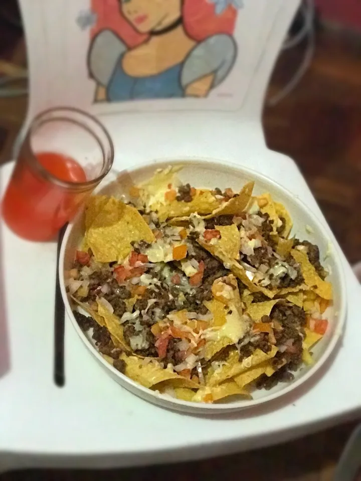 Craving satisfied 👍🏻#nachos|Kamekawaさん