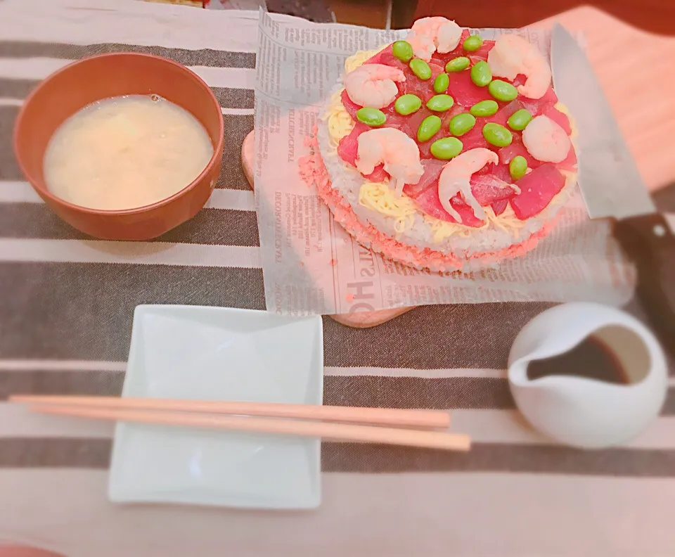 ＊ちらし寿司ケーキ＊玉ねぎとお豆腐と卵の味噌汁|みじんこさん