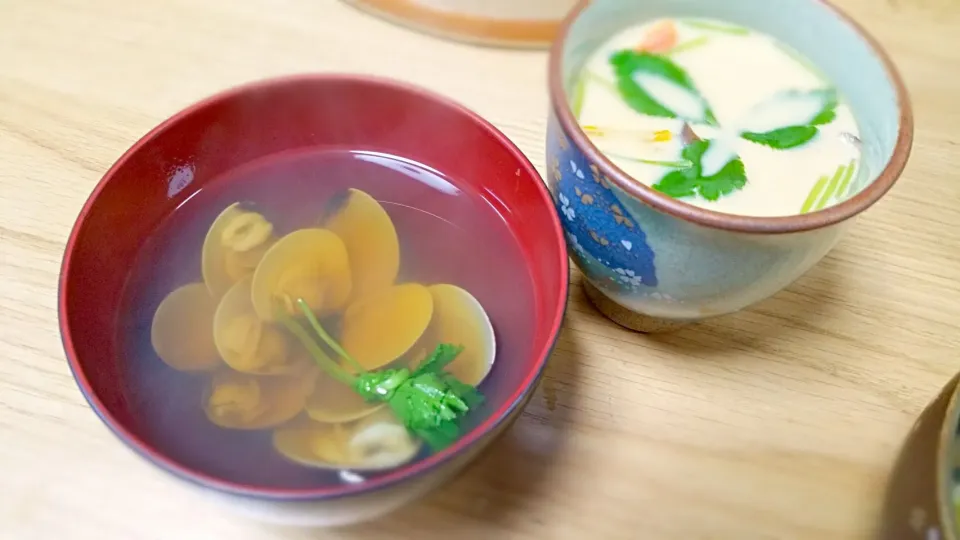 ひな祭りに蛤のお吸い物&かに茶碗蒸し　 #girlsday #japanese #traditional #occasion #clam clear soup　 #crab and egg custard|nene_rozieさん