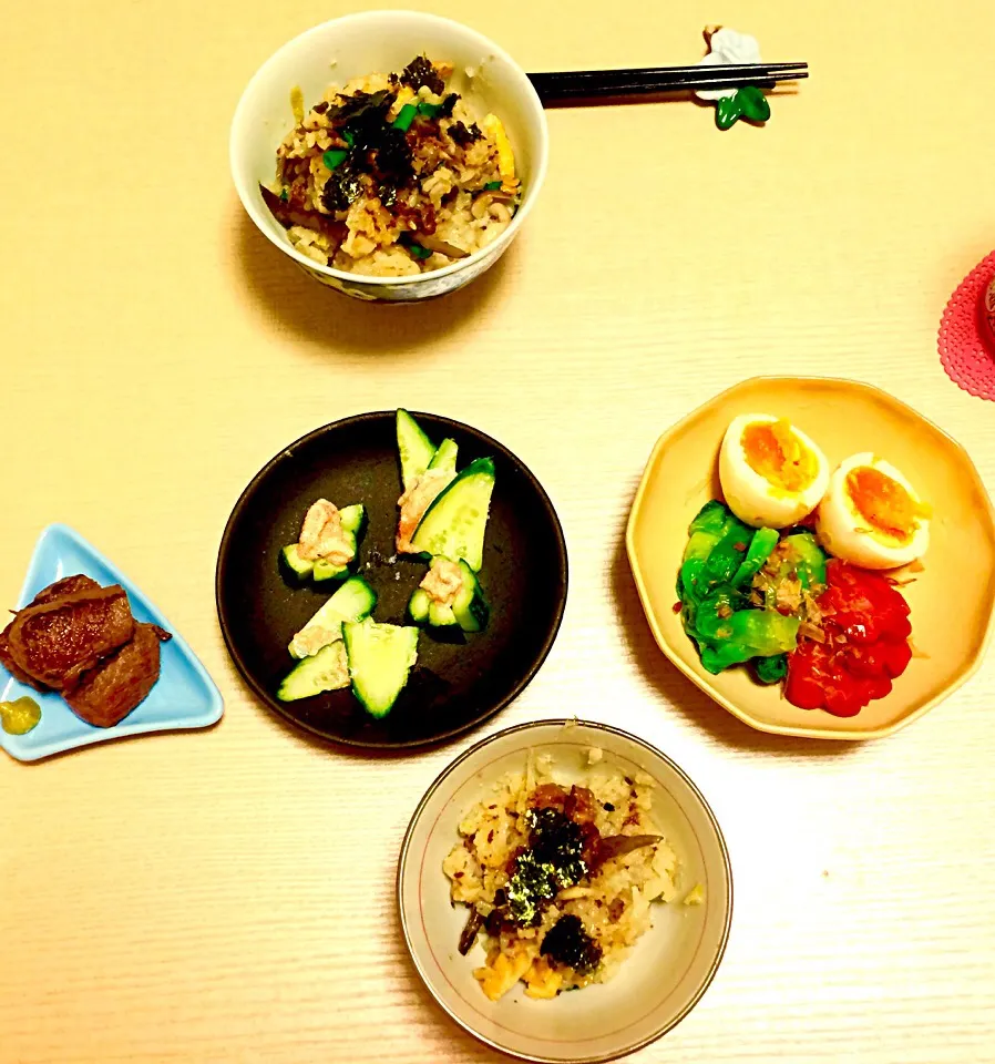 残り物で夕飯
ゆで卵の白味噌漬け
山菜おひたし
ステーキ
炊き込みご飯
たらマヨきゅうり|じゅんこさん