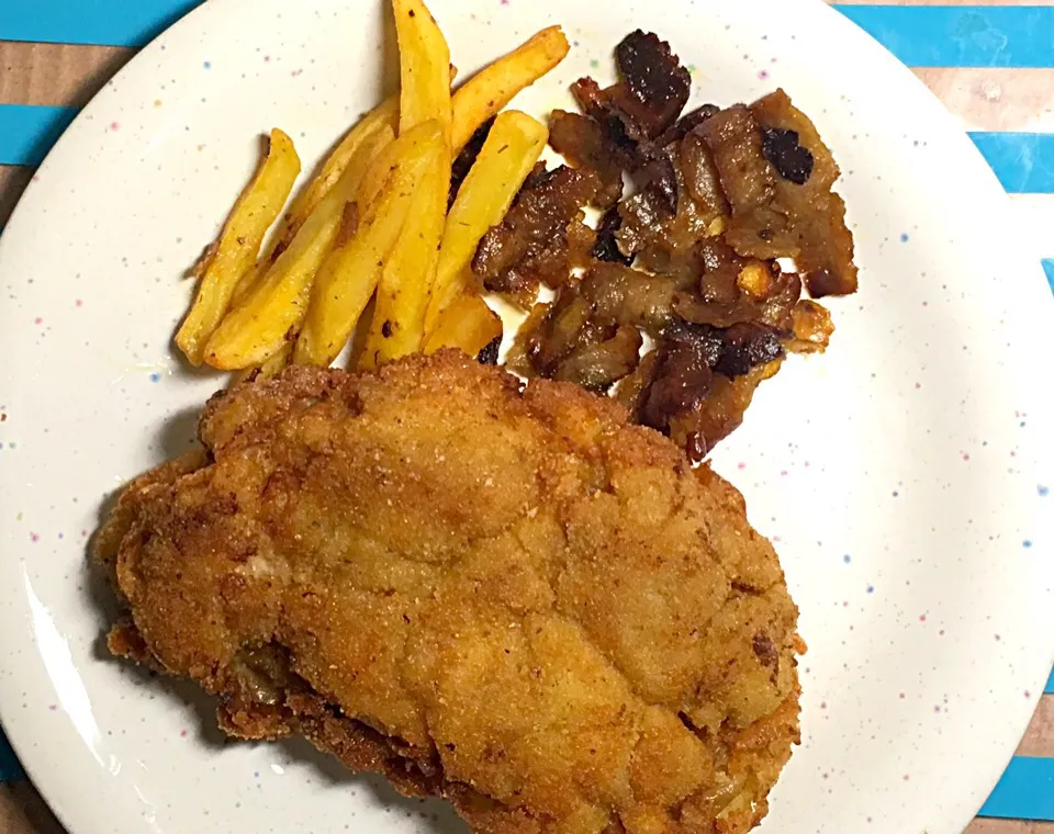 Fried chicken chop|Piqa Sangtaeさん