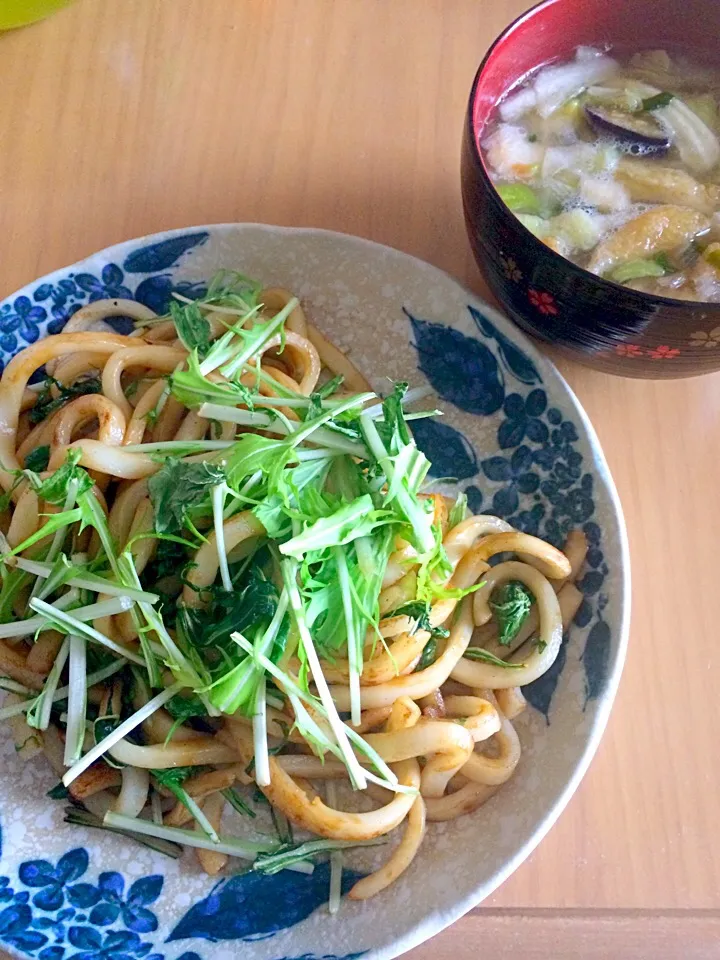 ゆず風味の焼うどん|黒蜜きなこさん