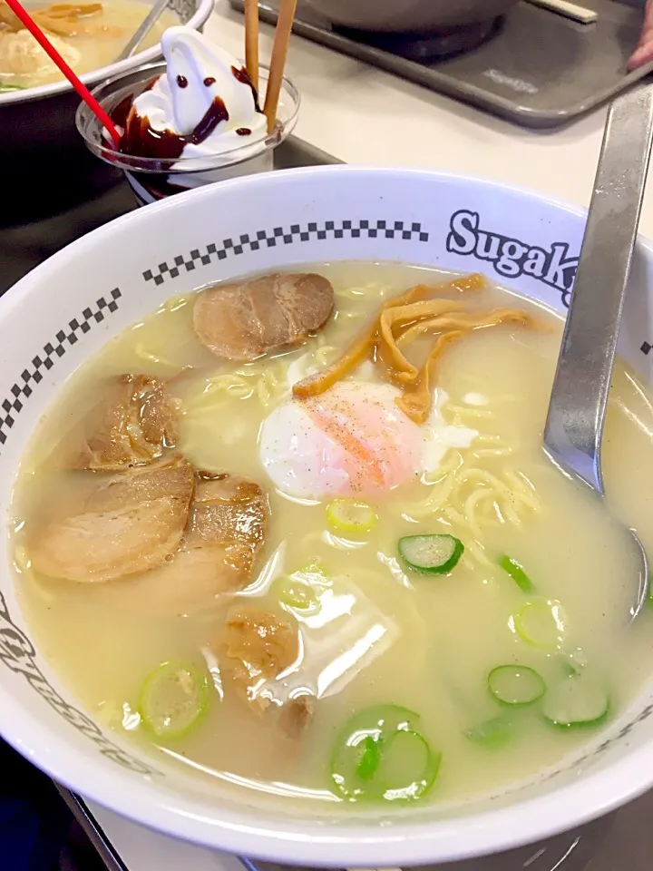 スガキヤ 特製ラーメン🍜|ゆかりさん