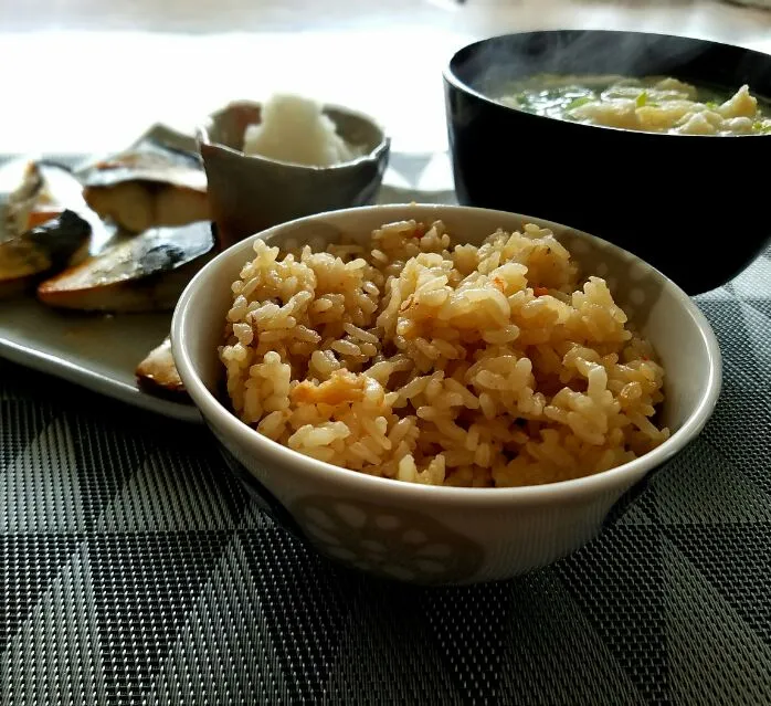 鶏飯、塩鯖、南関あげのお味噌汁|直樹さん